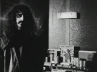 Zappa (Alex Winter)